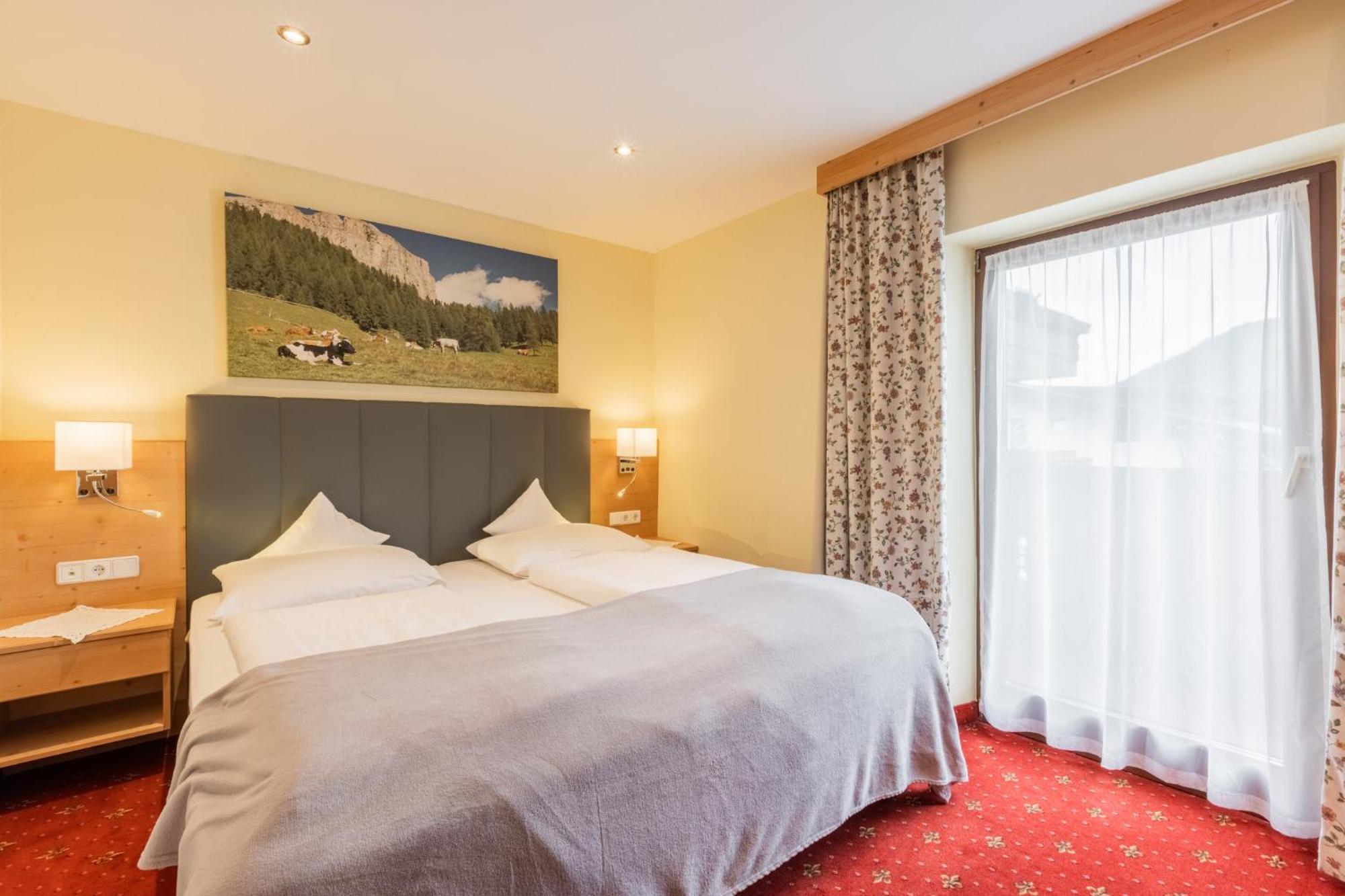 Hotel Schoenegg Зеефельд в Тироле Номер фото