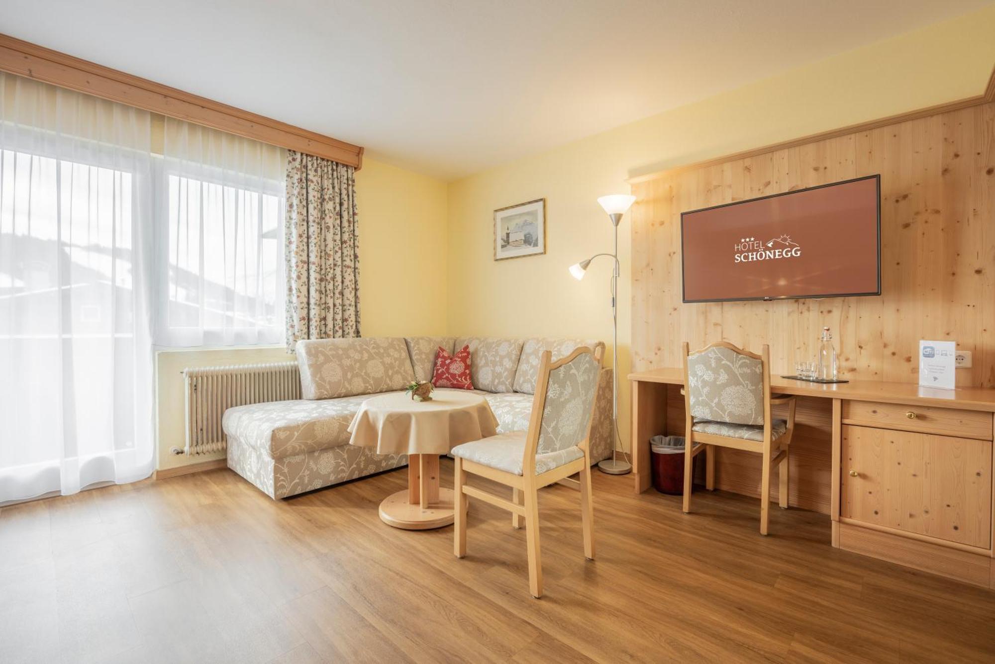 Hotel Schoenegg Зеефельд в Тироле Номер фото