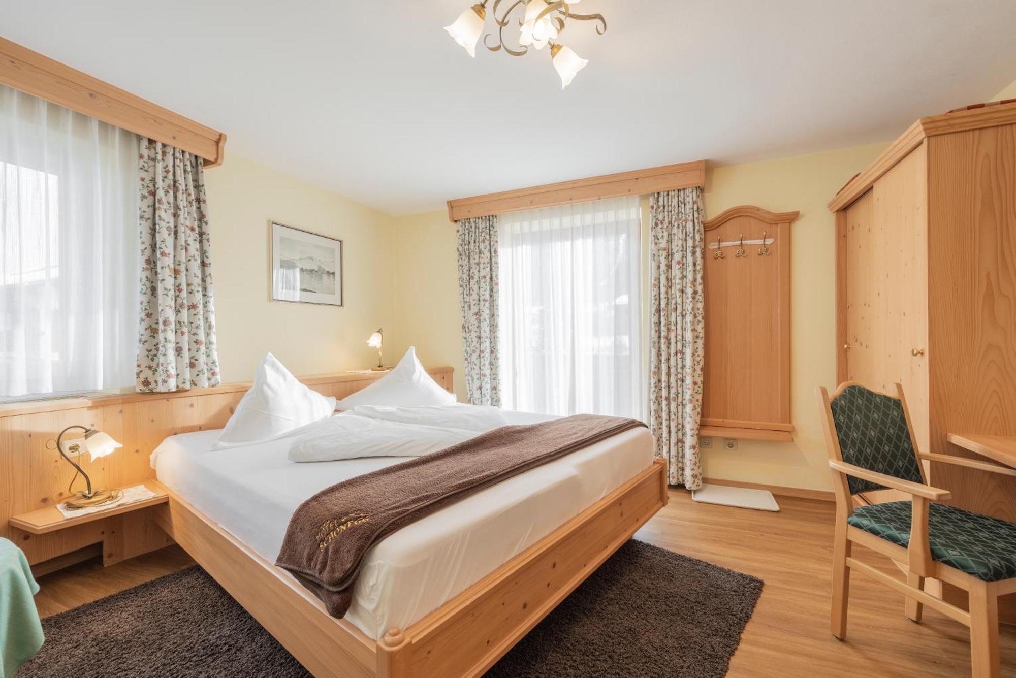 Hotel Schoenegg Зеефельд в Тироле Номер фото
