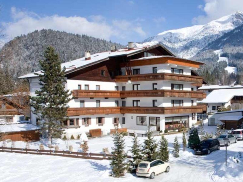 Hotel Schoenegg Зеефельд в Тироле Экстерьер фото